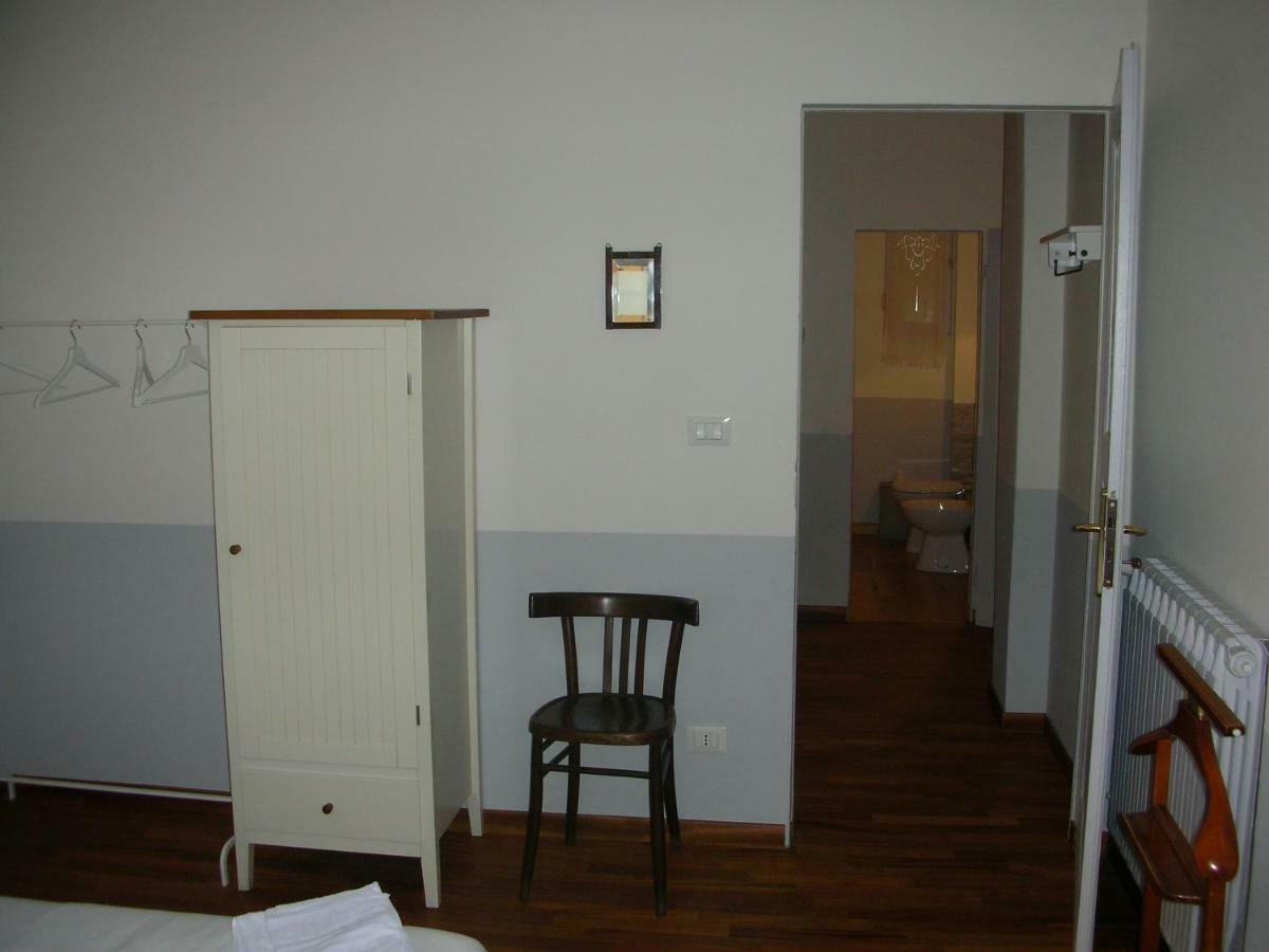 Nice Apartments In Downtown Болонья Экстерьер фото